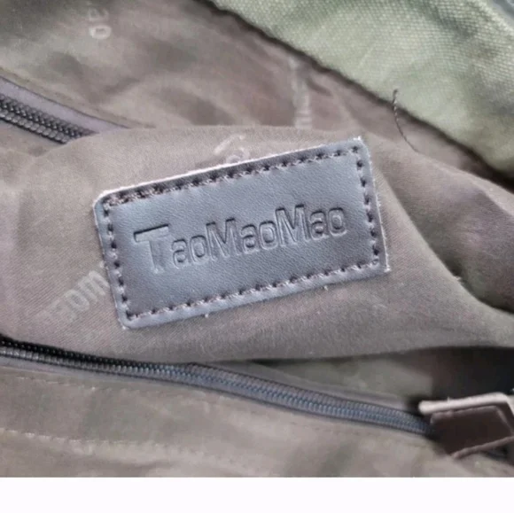 SALE * Tao MaoMao Cotton Canvas Hobo Tote in Army Green - Picture 3 of 11